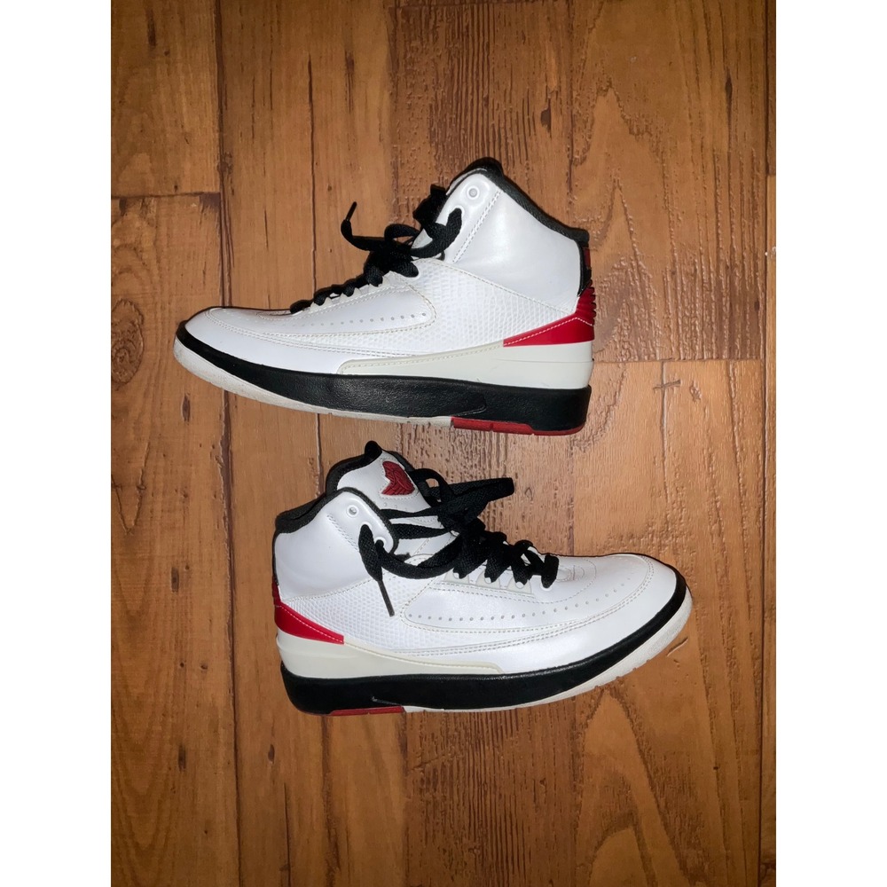 Nike Air Jordan 2 Retro Chicago GS White Red Black DX2591-106 Kids 4.5Y